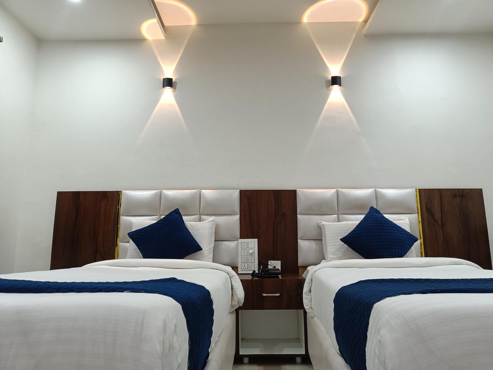 Hotel Skyland Warangal Exterior photo