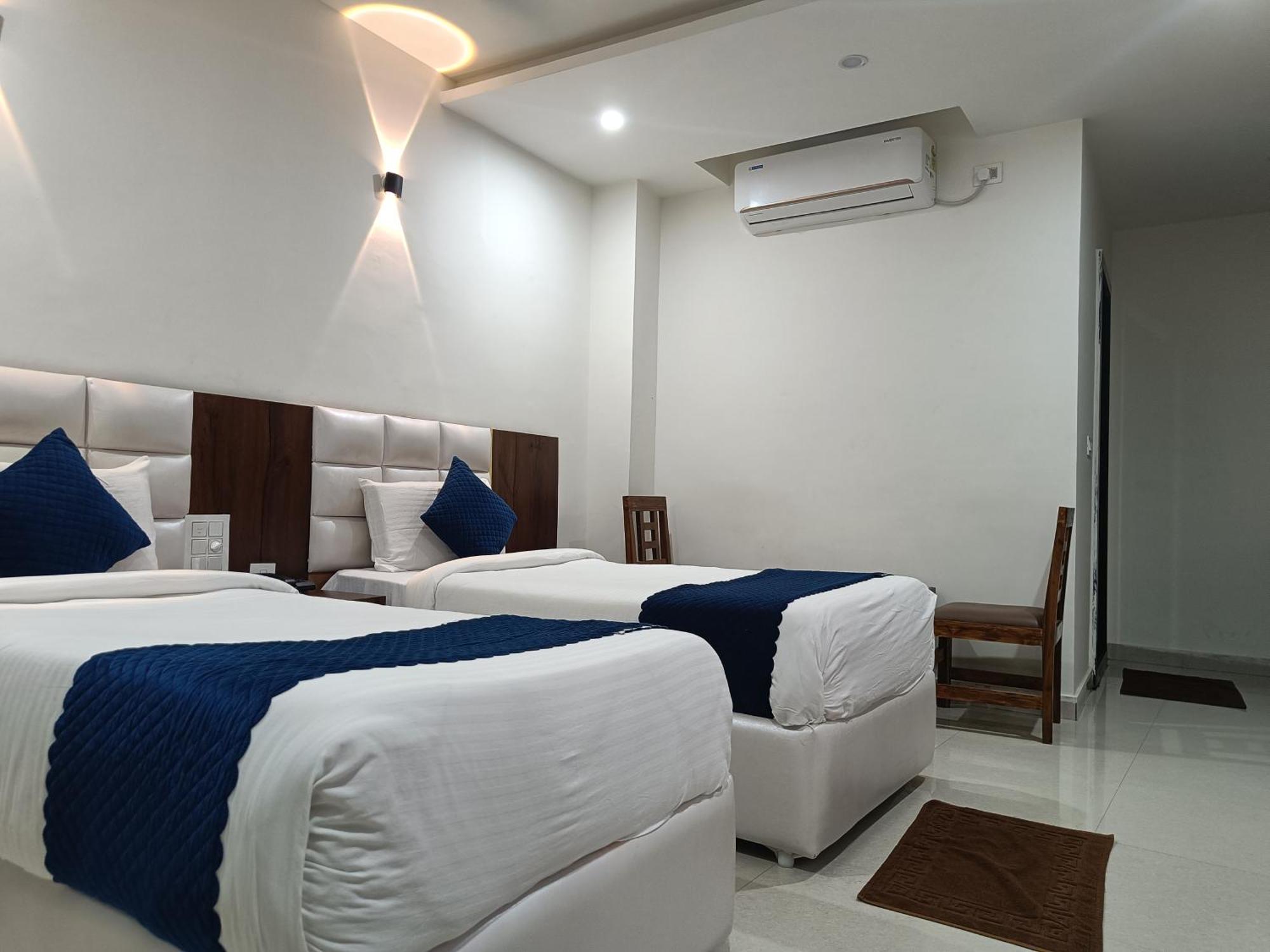 Hotel Skyland Warangal Exterior photo