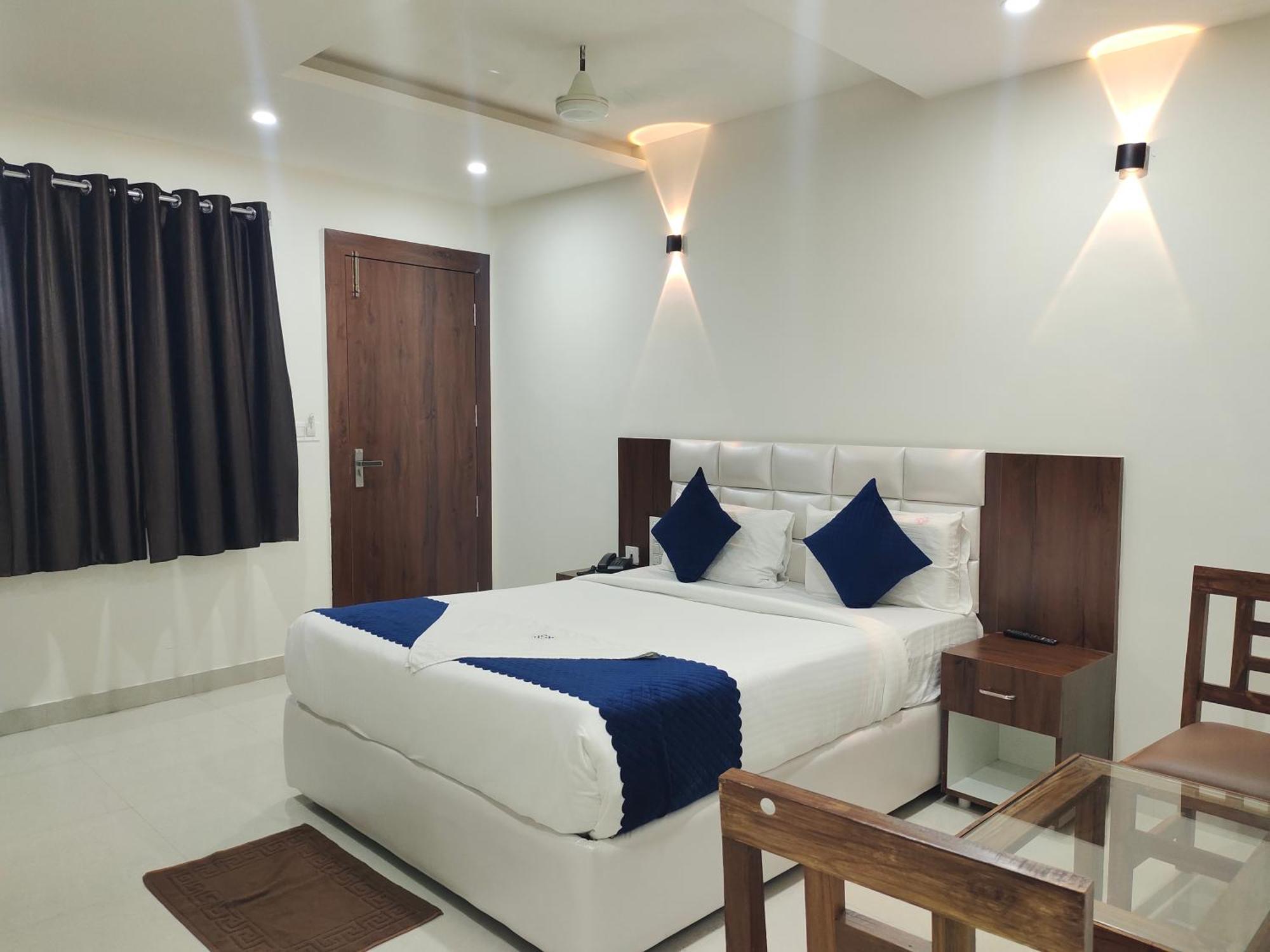 Hotel Skyland Warangal Exterior photo
