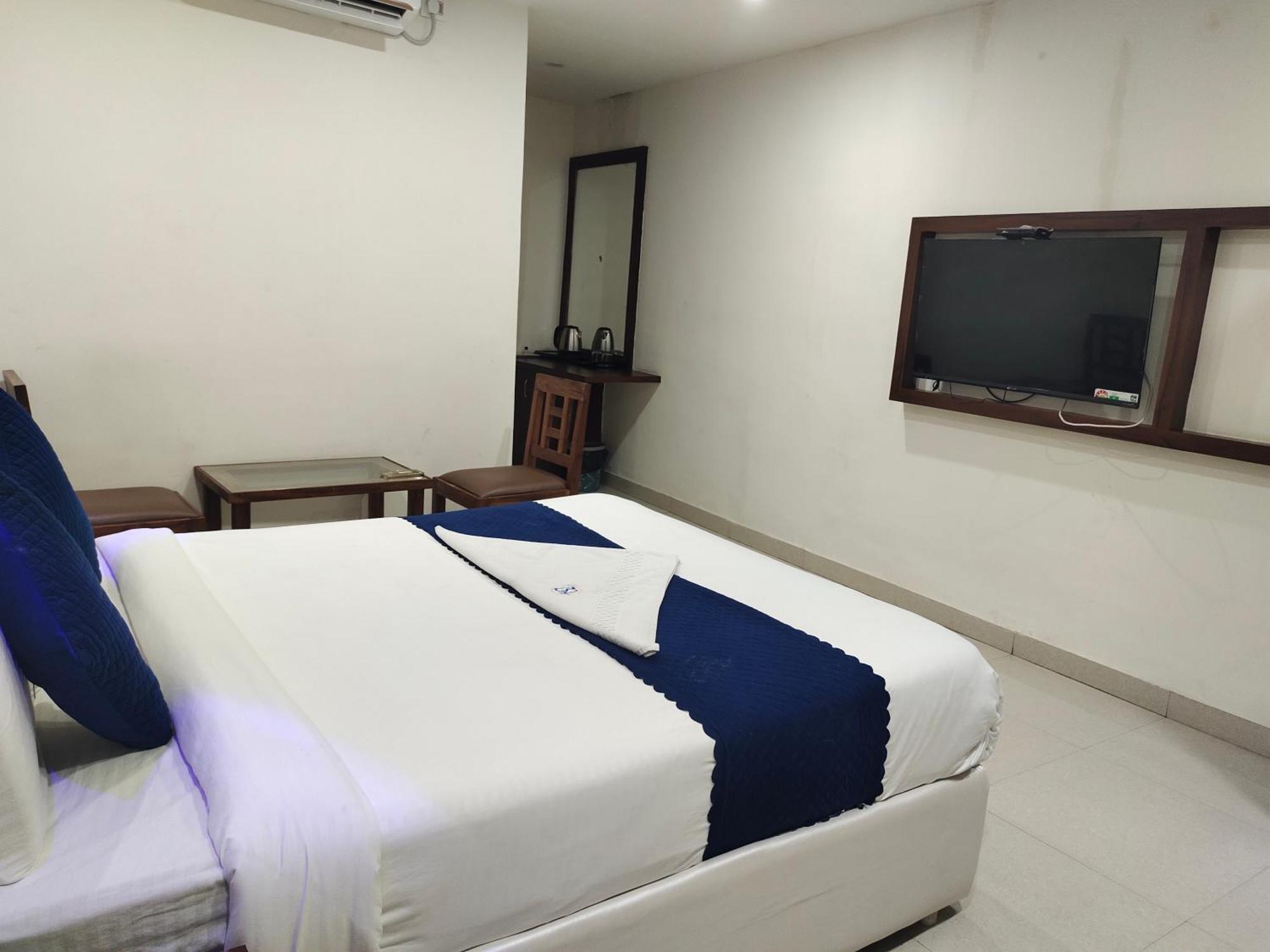 Hotel Skyland Warangal Exterior photo